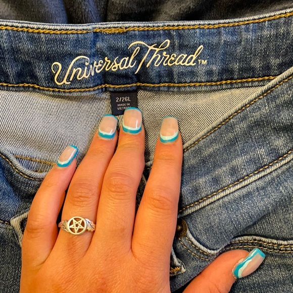 Universal Thread Jeans - Picture 2 of 3